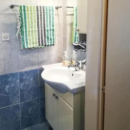 Two Bedroom Seaside In Quiet Village * 블라체